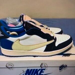 Travis Scott X Air Jordan 1 Low Fragment Design